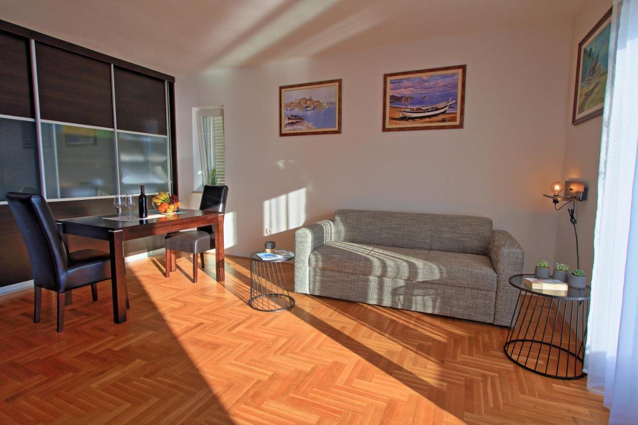 Studio Apartman Luka Сень Екстер'єр фото
